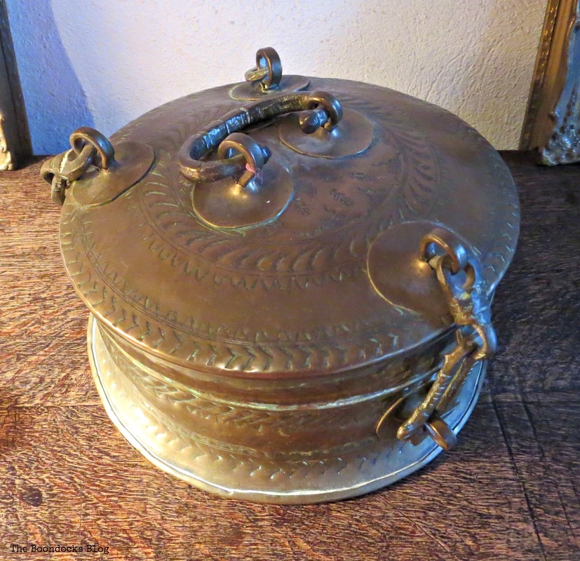 A brass pot, A house full of tresures - The boondocks blog