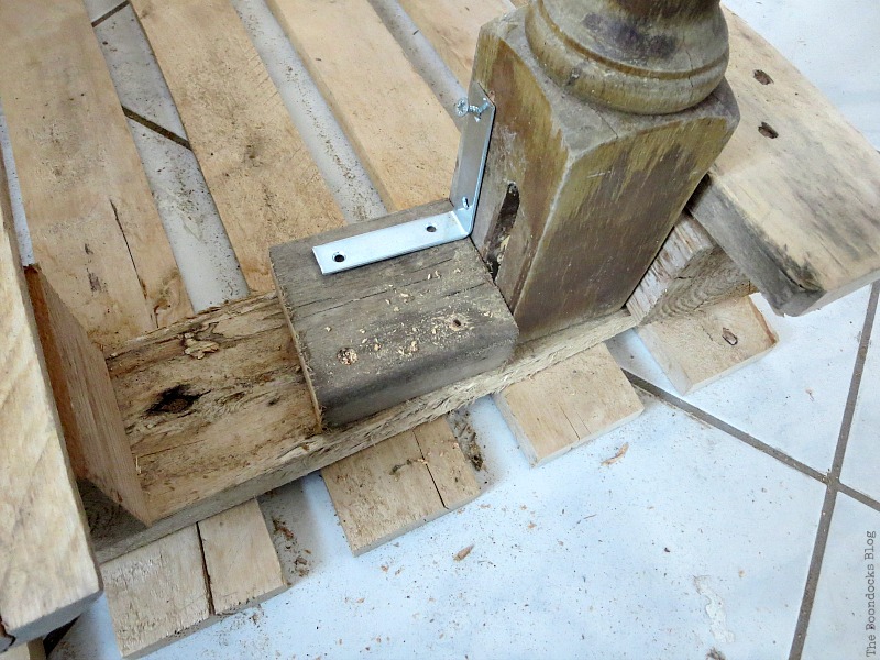 Brackets used to attach legs, The Drunken Table and a Fall Vignette www.theboondocksblog.com