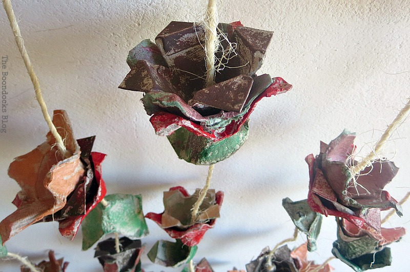 Flower vine, How to Make Easy Fall Flowers using Egg Cartons www.theboondocksblog.com