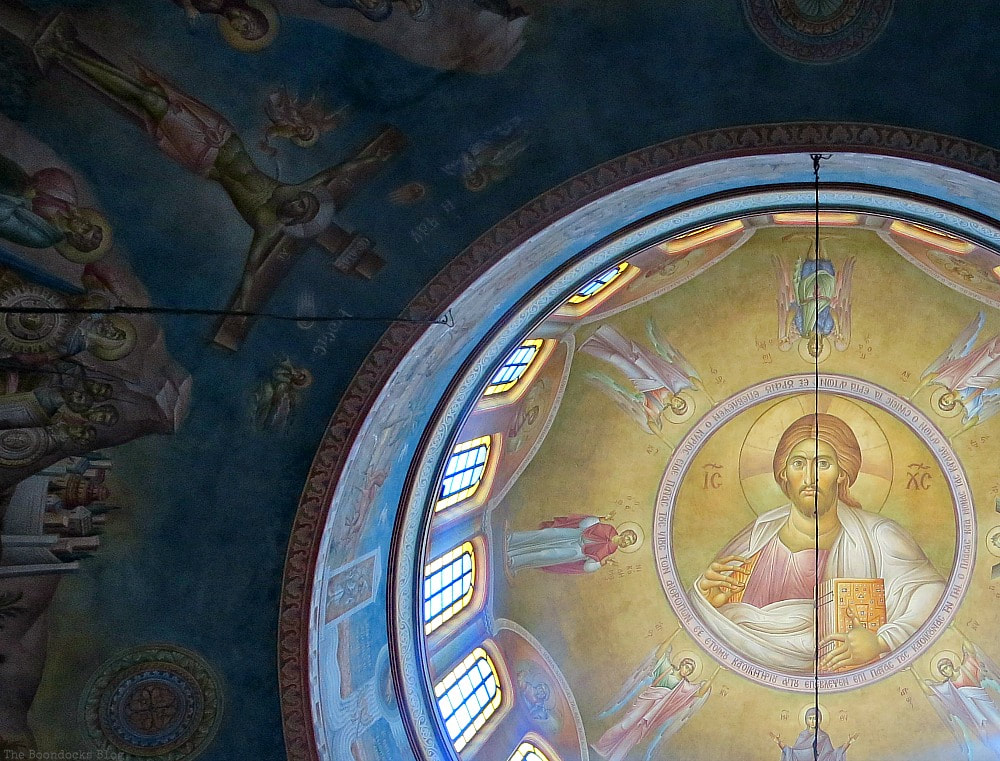 View of the central dome, Admiring the Interior of Saint Andrew's Cathedral www.theboondocksblog.com