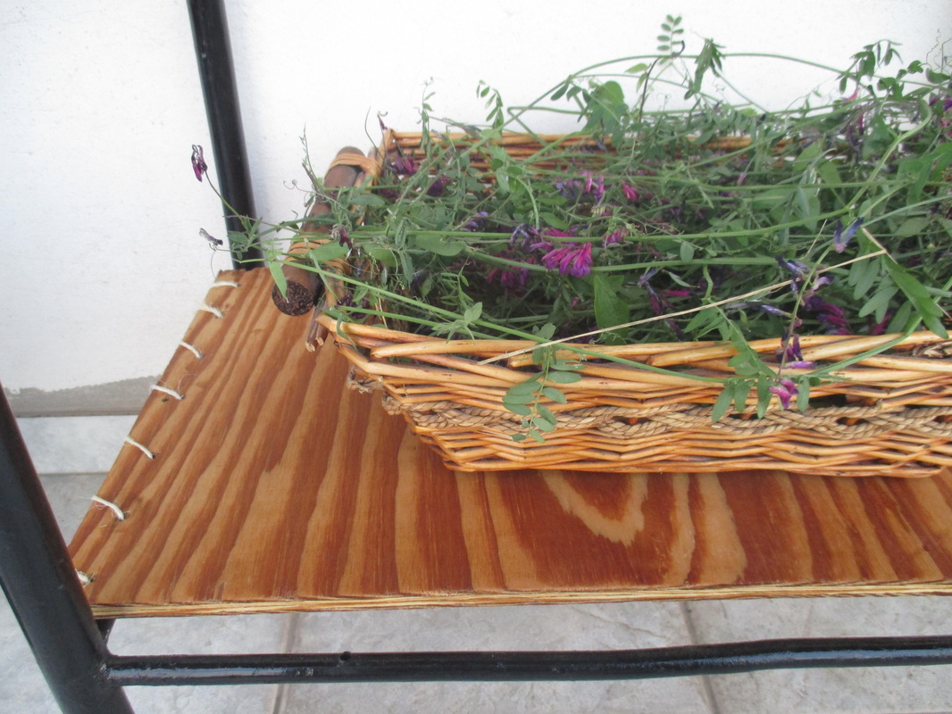 Twine to hold the plywood shelf, A rusty old Table Revived www.theboondocksblog.com